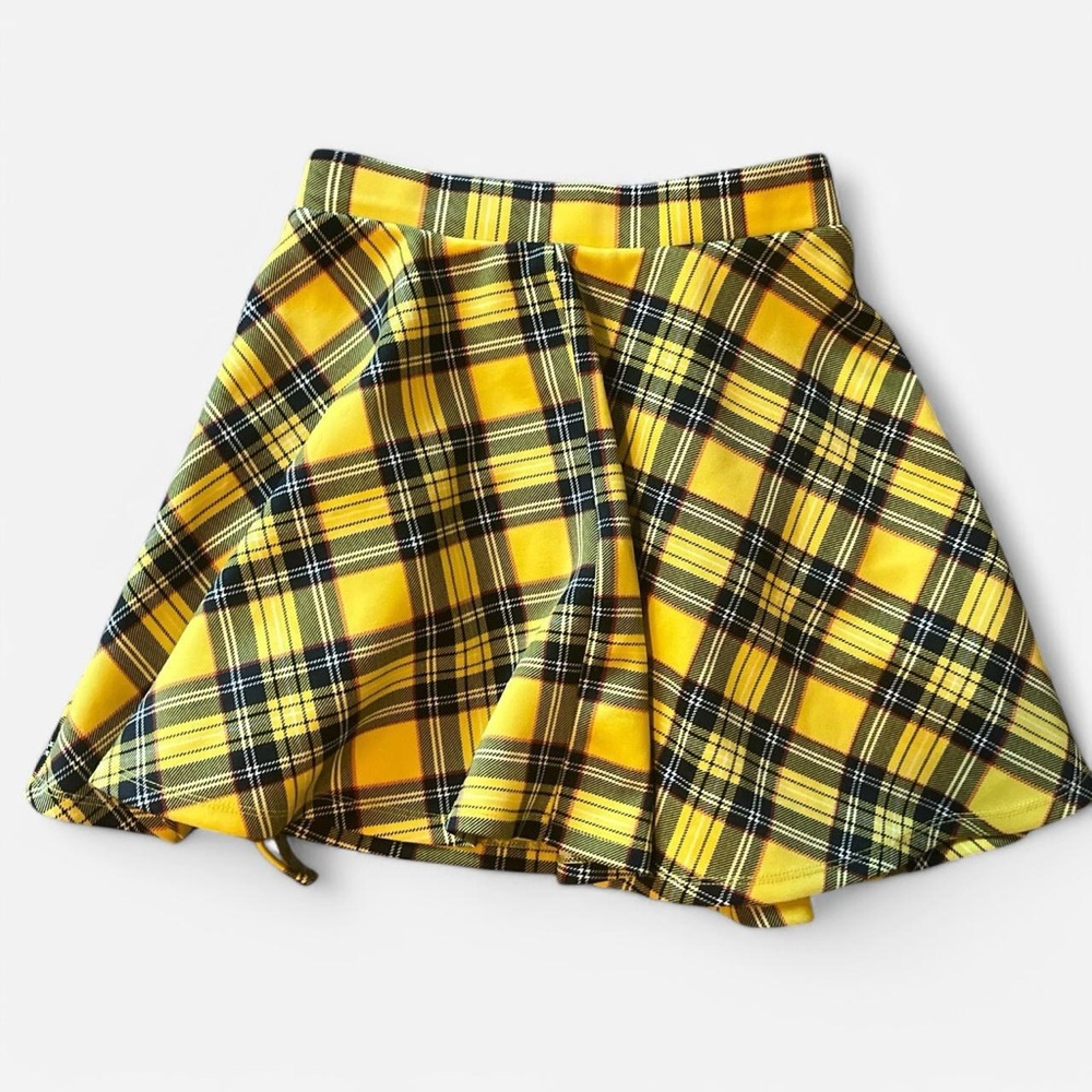 Yellow Plaid Lace-Up Skirt – Schoolgirl Style - Picture 2 of 4